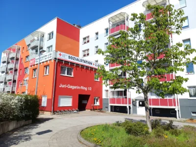 Senioren aufgepasst: 1-Raum-Wohnung mit Dusche und Aufzug - Eingangsbereich (48709)