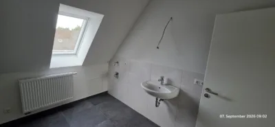2 Raumwohnung mit Keller und Stellplatz, ERSTBEZUG nach Komplettsanierung - IMG-20260907-WA0000 (39522)