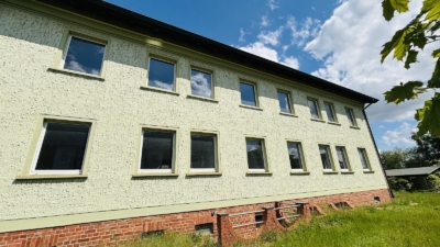 2 Raumwohnung mit Keller und Stellplatz, ERSTBEZUG nach Komplettsanierung - Bild (32887)