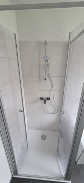4 Raumwohnung mit Keller und Stellplatz, ERSTBEZUG nach Komplettsanierung - IMG-20260707-WA0010 (32859)