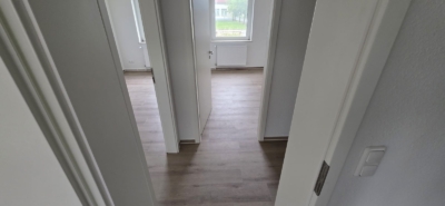 4 Raumwohnung mit Keller und Stellplatz, ERSTBEZUG nach Komplettsanierung - IMG-20260707-WA0009 (32858)